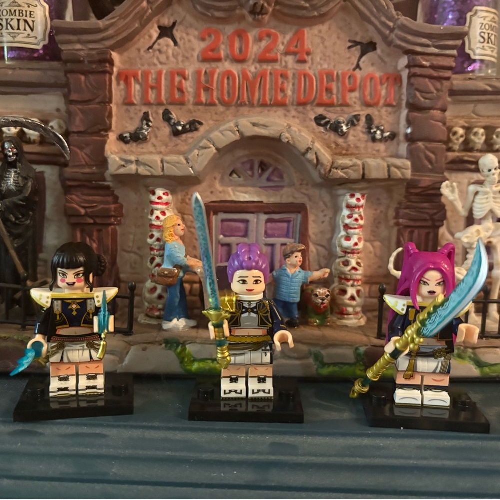 Kpop Demon Hunters minifigures